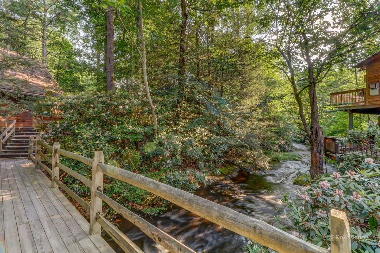 Magnolia Streamside Resort Canadensis Exterior photo