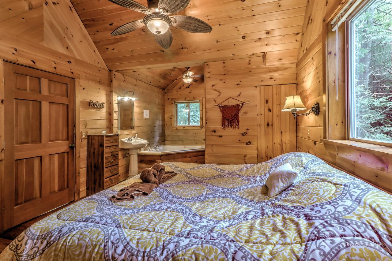 Magnolia Streamside Resort Canadensis Exterior photo