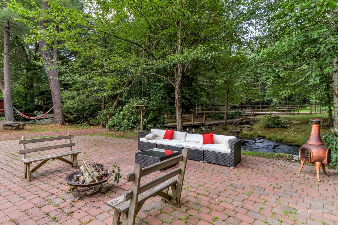 Magnolia Streamside Resort Canadensis Exterior photo
